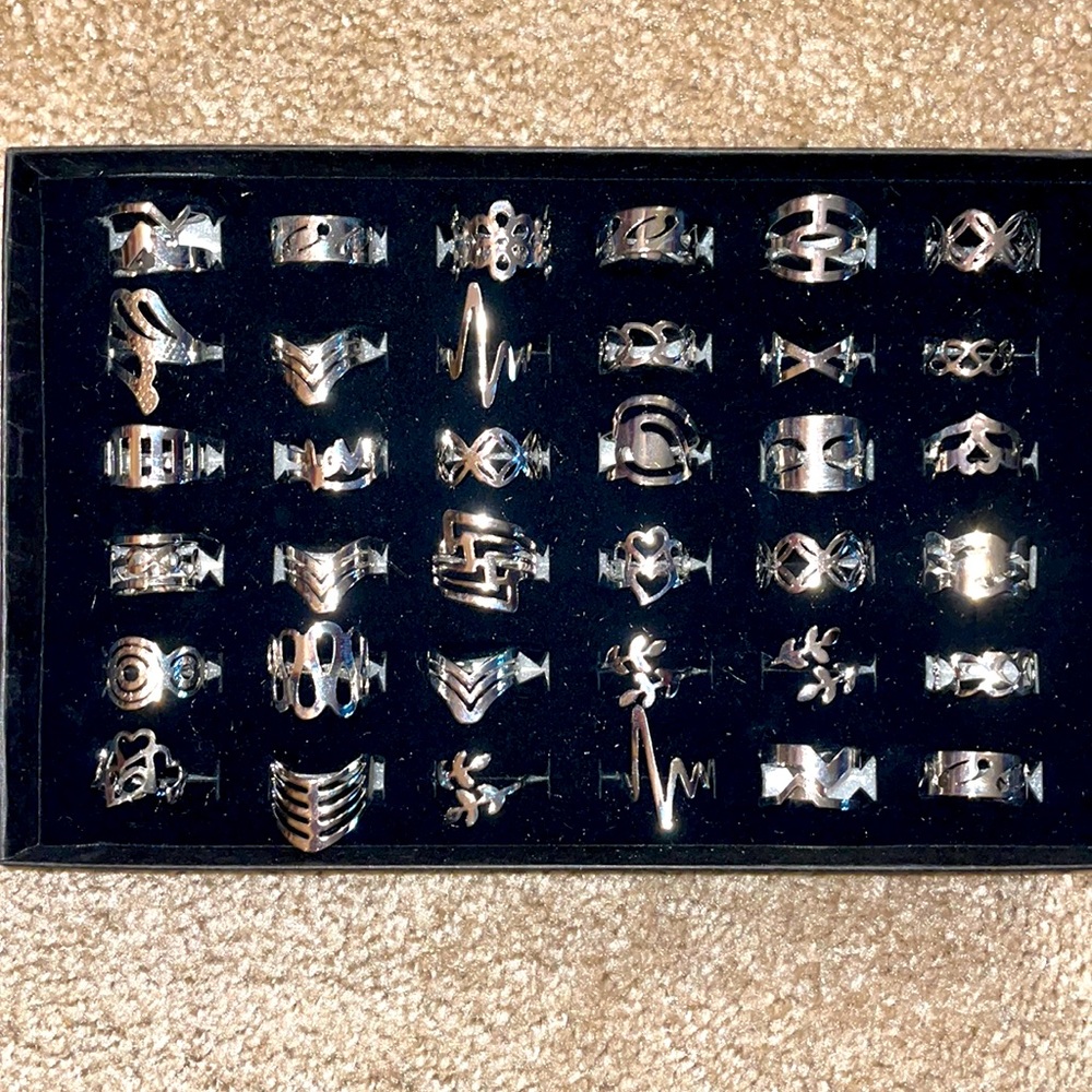 36 ring set - Picture 2 of 2